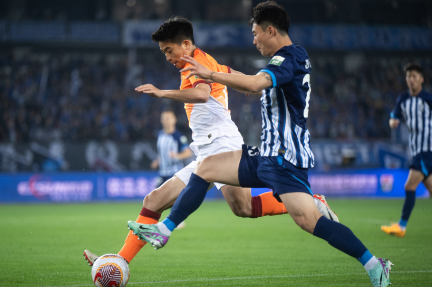 关于拉丁美洲球队团结一致，实现逆袭胜利，势不可挡的信息