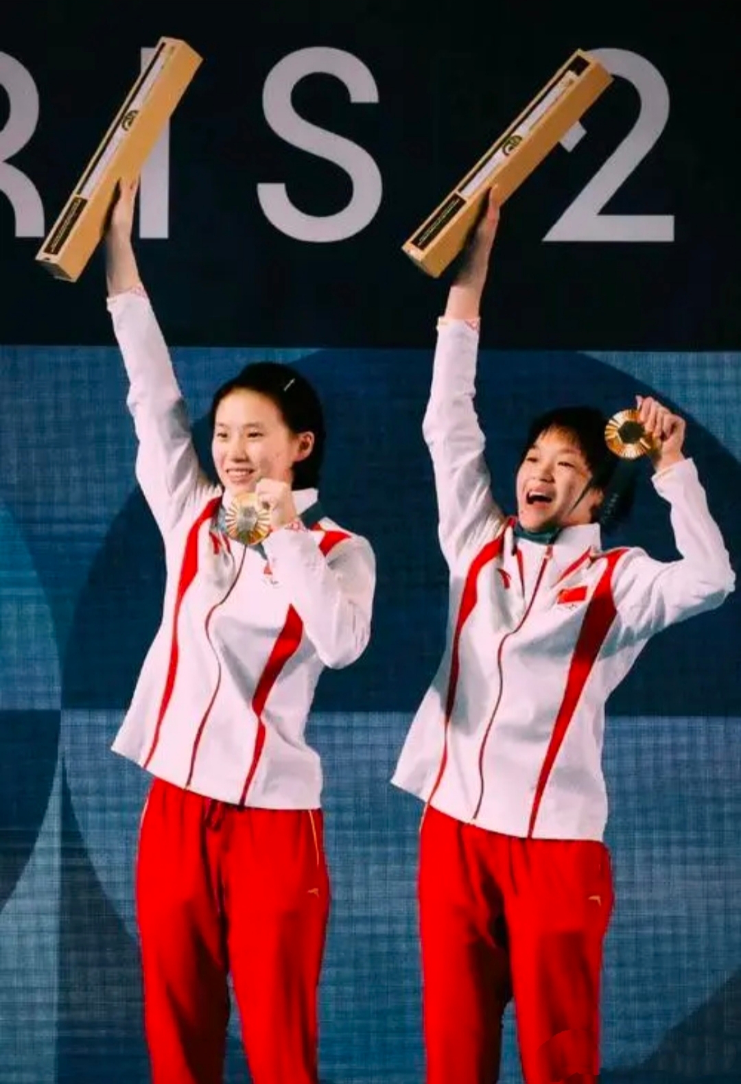 关于运动员经过艰苦训练，克服困难赢得胜利，稳步上升的信息