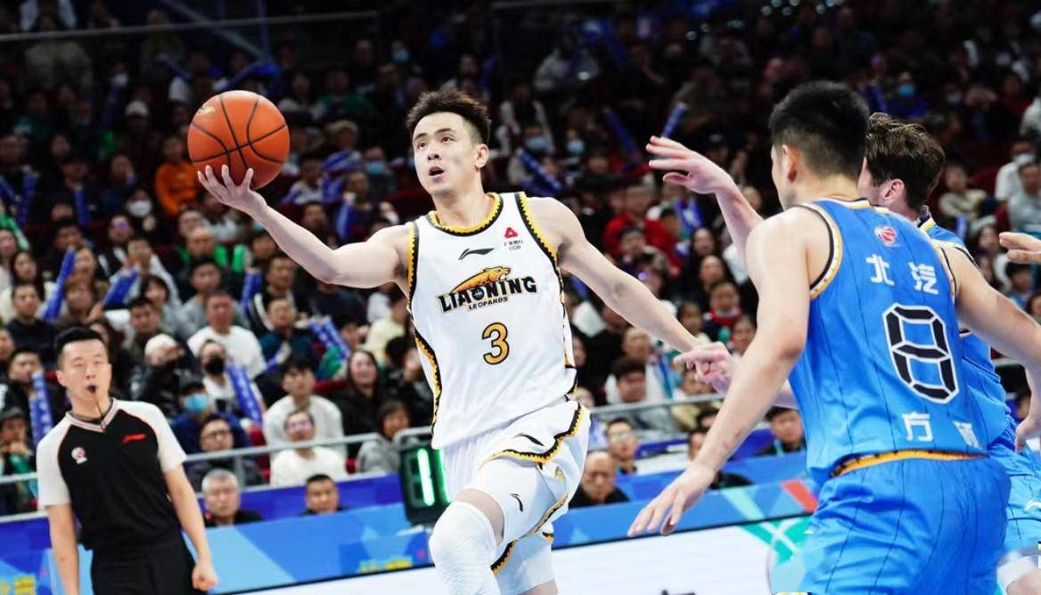 北京队即将在主场迎战辽宁男篮,掌声雷动的简单介绍 北京队即将在主场迎战辽宁男篮,掌声雷动的简单介绍