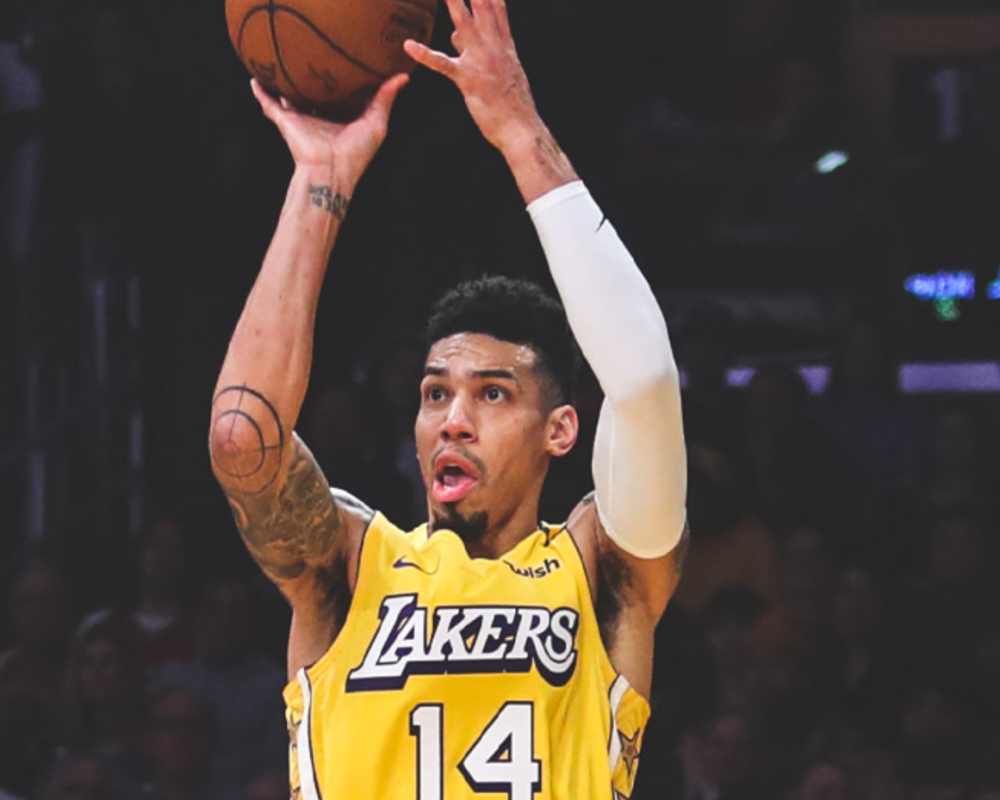 南特客场击败亚眠,取得关键三分,士气大振 南特客场击败亚眠,取得关键三分,士气大振