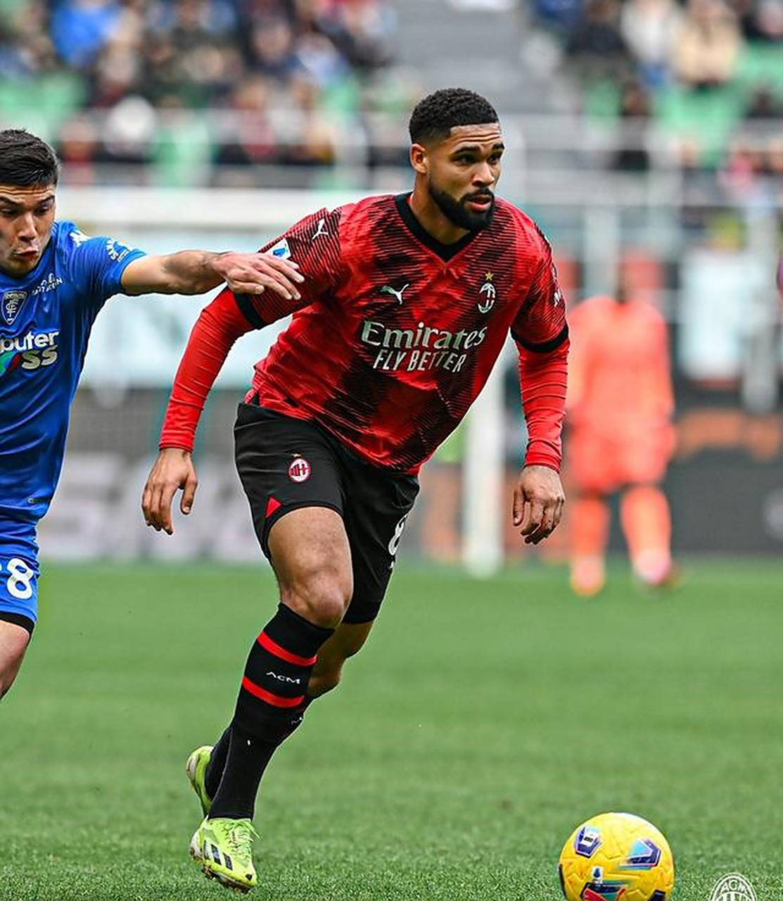 红黑雄狮来袭:AC米兰对抗神奇豹,全场震撼 红黑雄狮来袭:AC米兰对抗神奇豹,全场震撼