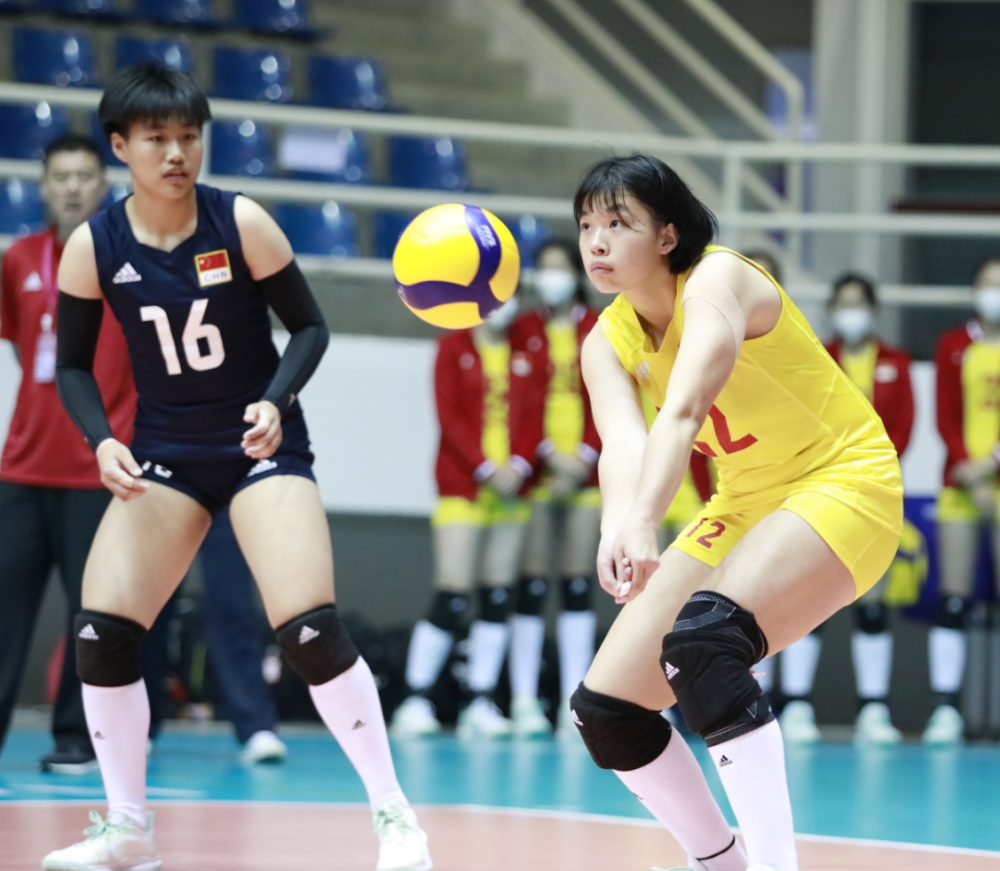 关于卢旺达排球队勇夺第一,展现实力,士气大振的信息 关于卢旺达排球队勇夺第一,展现实力,士气大振的信息