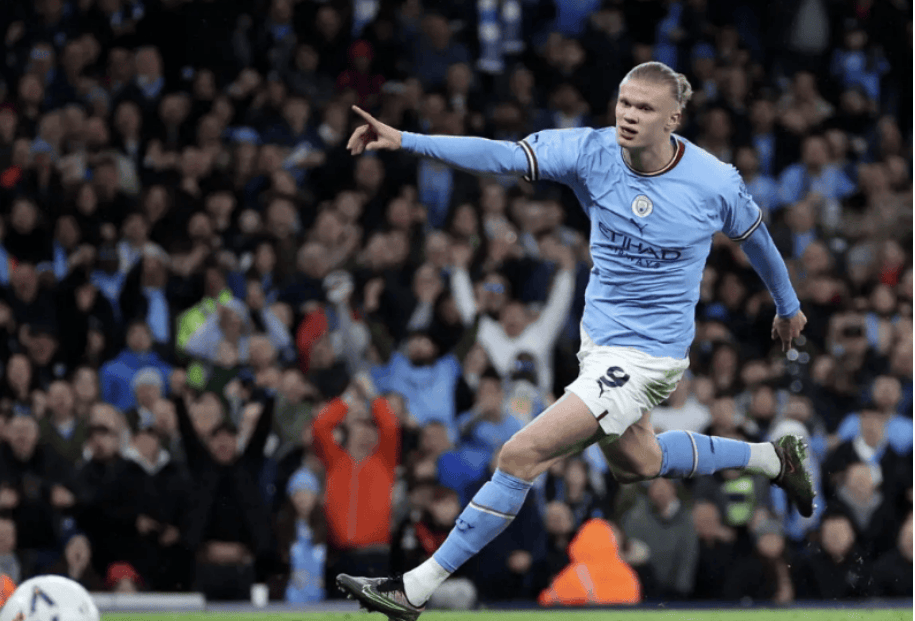 曼城战胜狼队,继续追赶领先者,引发热议 曼城战胜狼队,继续追赶领先者,引发热议