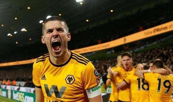 富勒姆连胜克雷顿，球队迎来新的高潮，士气大振