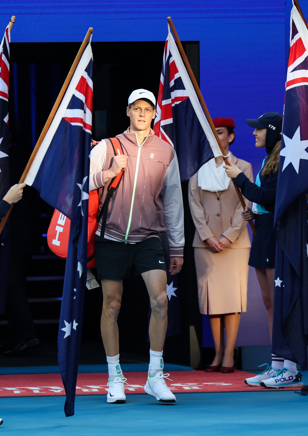 澳网轻取美网，梅德韦杰夫带队取胜