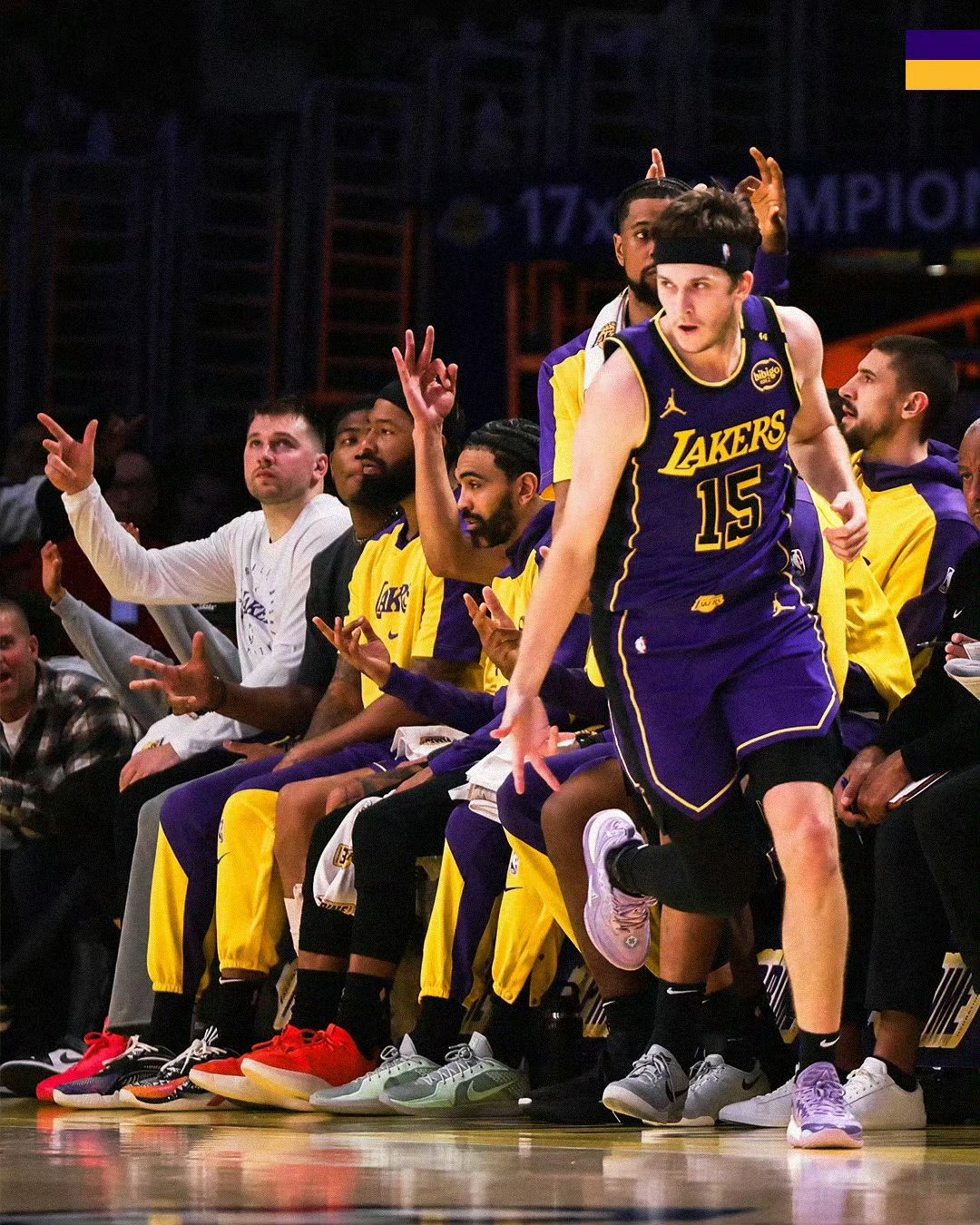 包含湖人轻取新疆队,福克斯惊艳四座的词条 包含湖人轻取新疆队,福克斯惊艳四座的词条