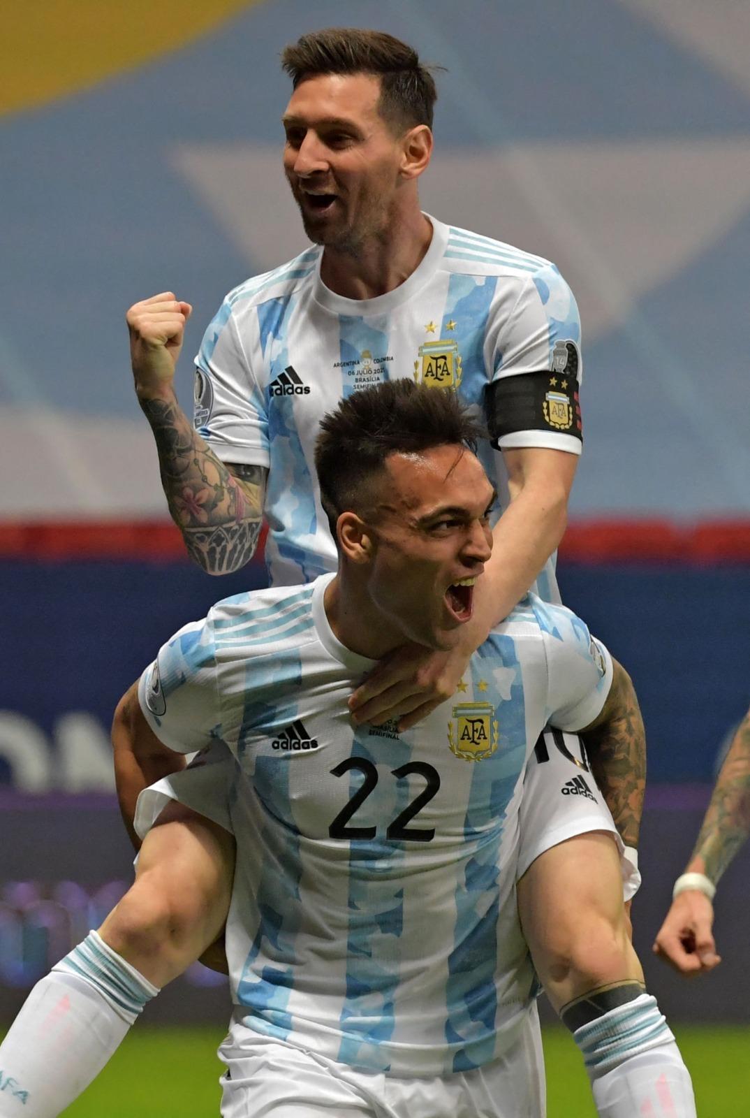 包含希腊横扫乌拉圭,佩德里状态火热的词条 包含希腊横扫乌拉圭,佩德里状态火热的词条