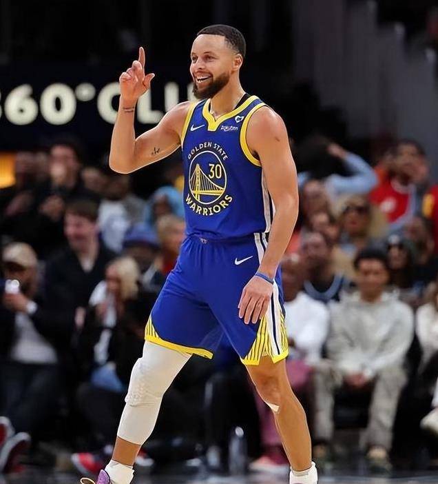 鹈鹕翻盘火箭，布伦森状态火热