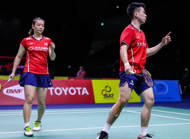 印尼队鏖战泰国队,黄鸭组合统治全场 印尼队鏖战泰国队,黄鸭组合统治全场