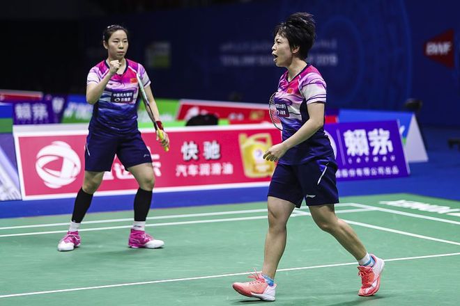 印尼队鏖战泰国队,黄鸭组合统治全场 印尼队鏖战泰国队,黄鸭组合统治全场