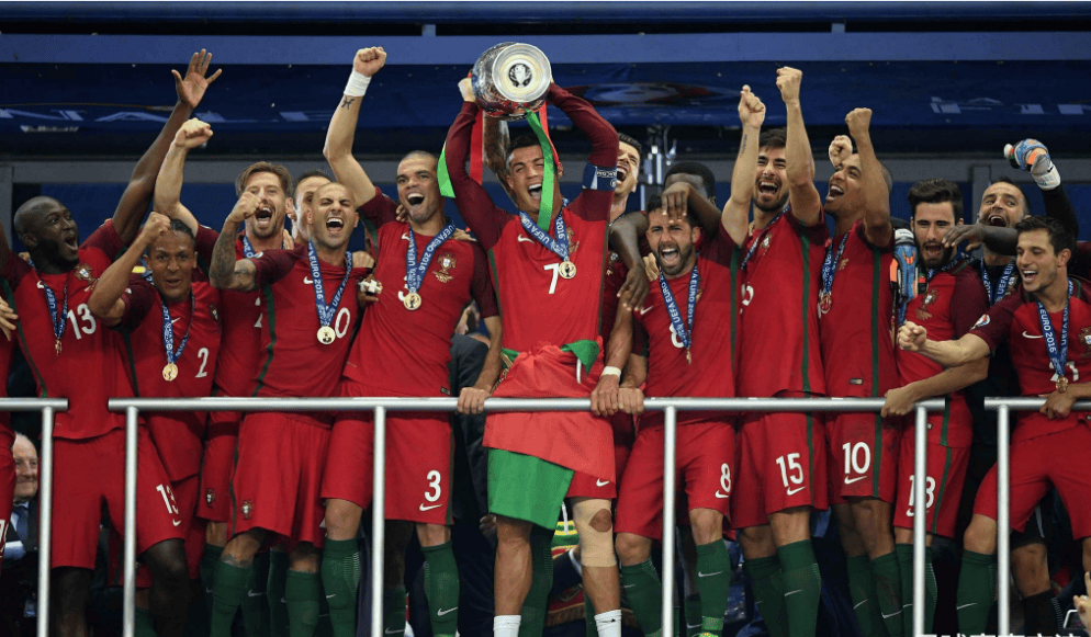 葡萄牙碾压塞维利亚，莫德里奇惊艳四座