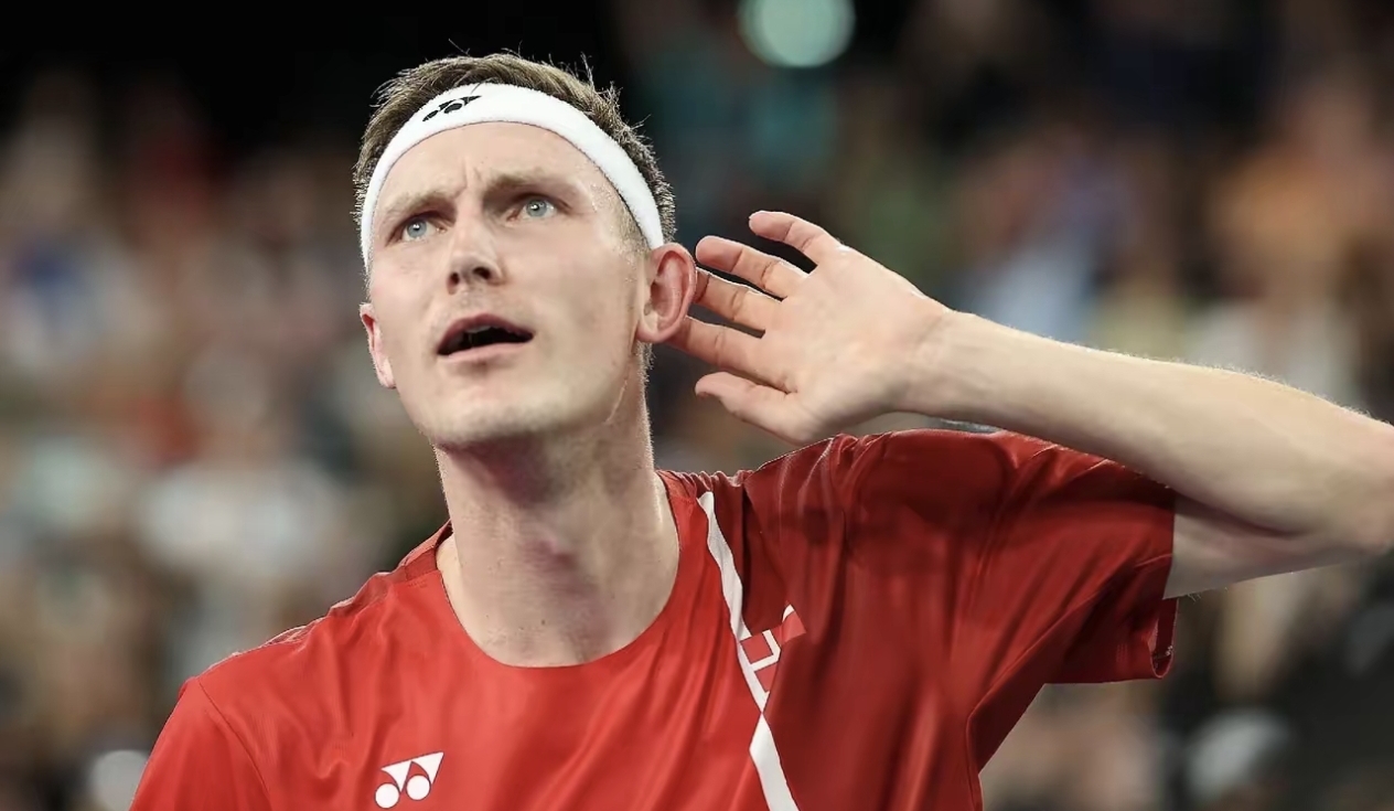 法国队完胜马来西亚队，安赛龙惊艳四座