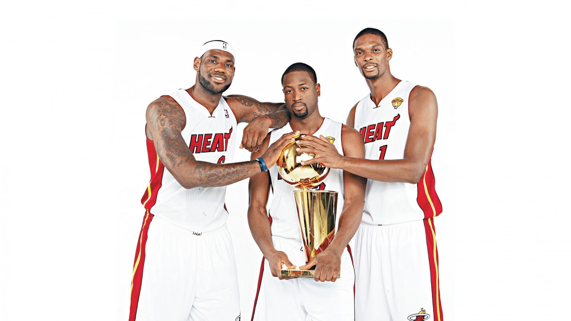 战场中央，少年封神！塔图姆抢七夜劈开苍穹，书写绿凯新史诗